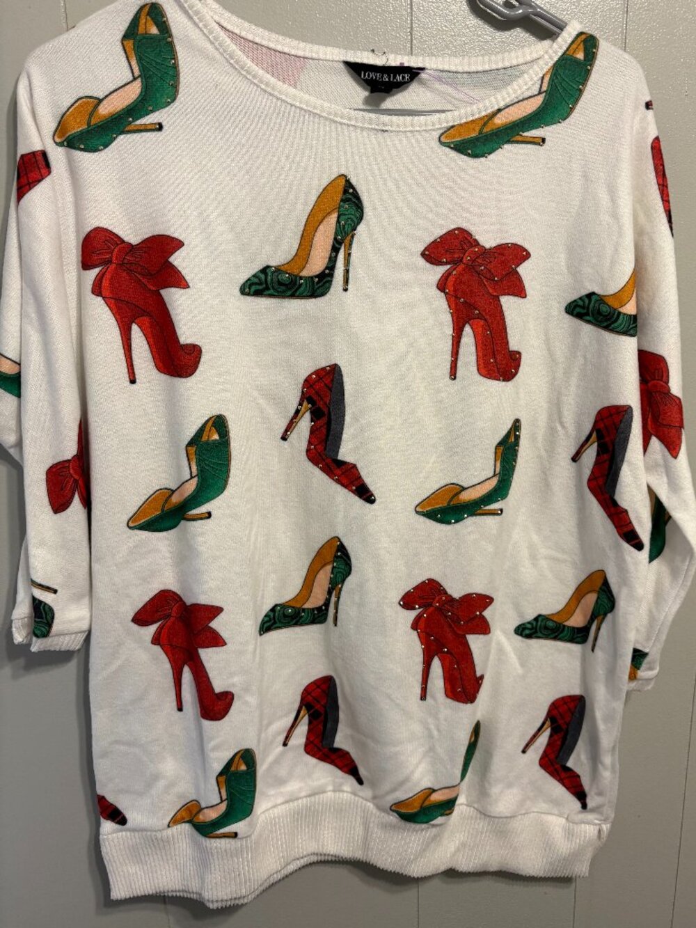 Love and Lace 3/4 High Heel Shirt Size Medium